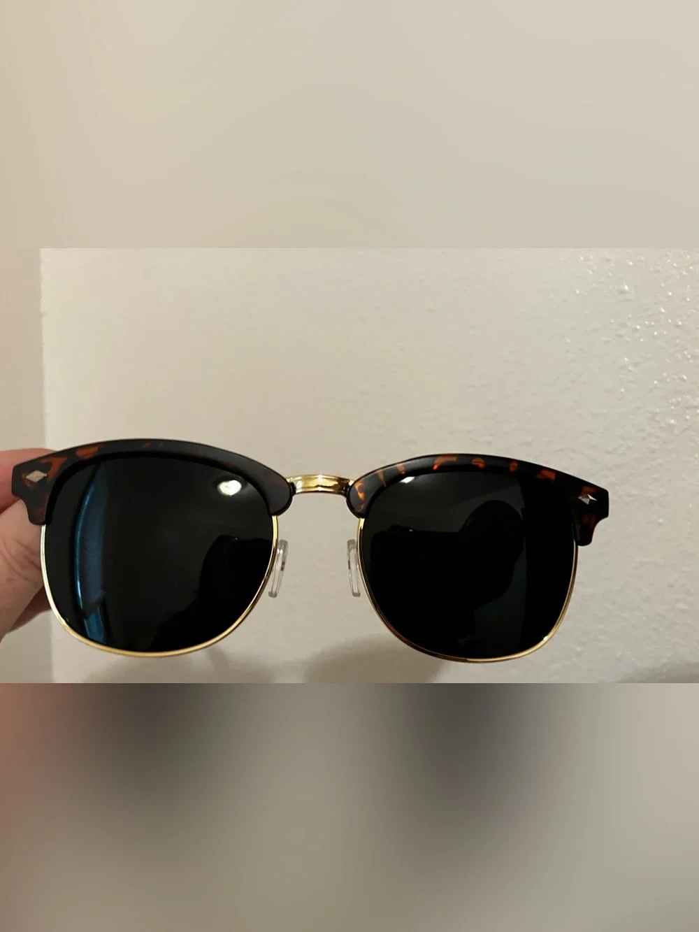 ShadyVEU (Model SVC8041SDK).